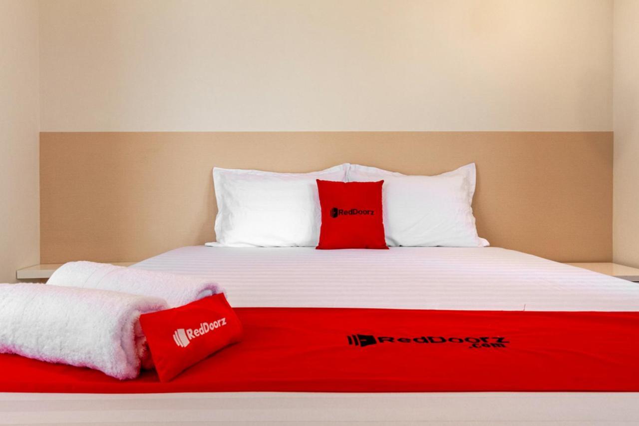 Reddoorz Syariah @ Kebraon Otel Surabaya Dış mekan fotoğraf