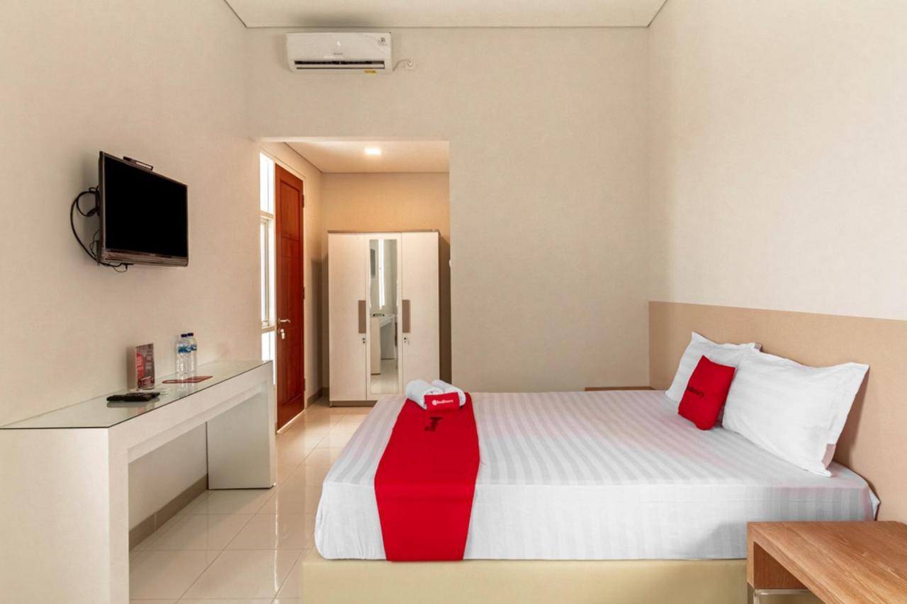 Reddoorz Syariah @ Kebraon Otel Surabaya Dış mekan fotoğraf